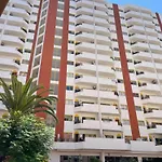 No Snow, 300 M From The Beach, King Size Bed, Fast Wi-fi *