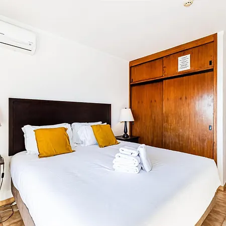 No Snow, 300 M From The Beach, King Size Bed, Fast Wi-fi