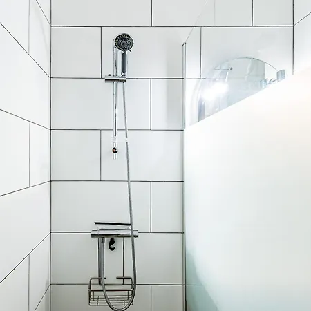 No Snow, 300 M From The Beach, King Size Bed, Fast Wi-fi