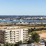 Lejlighed No Snow, 300 M From The Beach, King Size Bed, Fast Wi-fi *