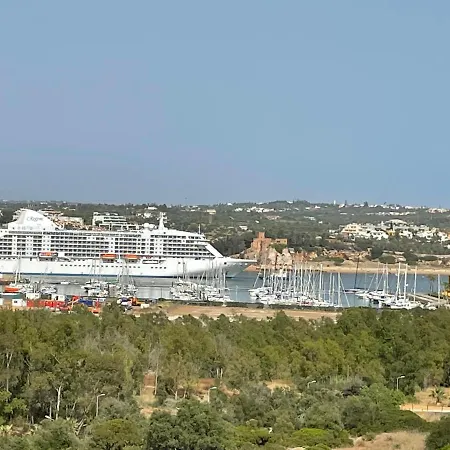 No Snow, 300 M From The Beach, King Size Bed, Fast Wi-fi Appartement