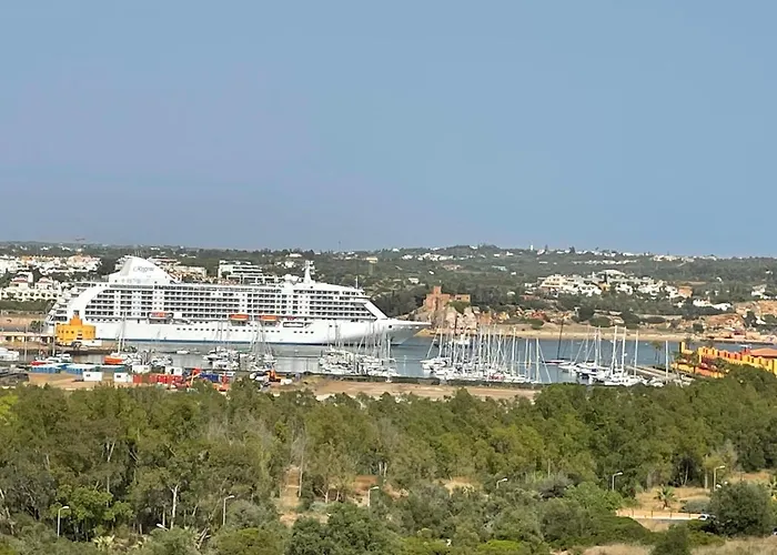 No Snow, 300 M From The Beach, King Size Bed, Fast Wi-fi Appartamento